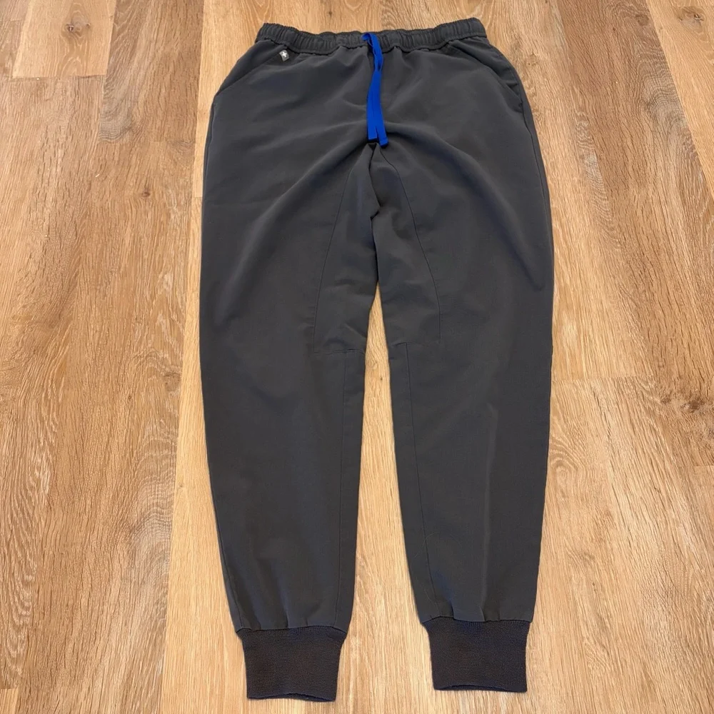 Figs Tansen Jogger Scrub Pants Gray Men’s Medium Nurse Doctor Hospital